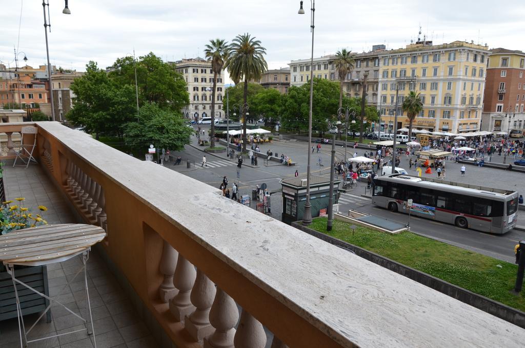 Appartamento Un Caffè Sul Balcone 1 Roma Camera foto